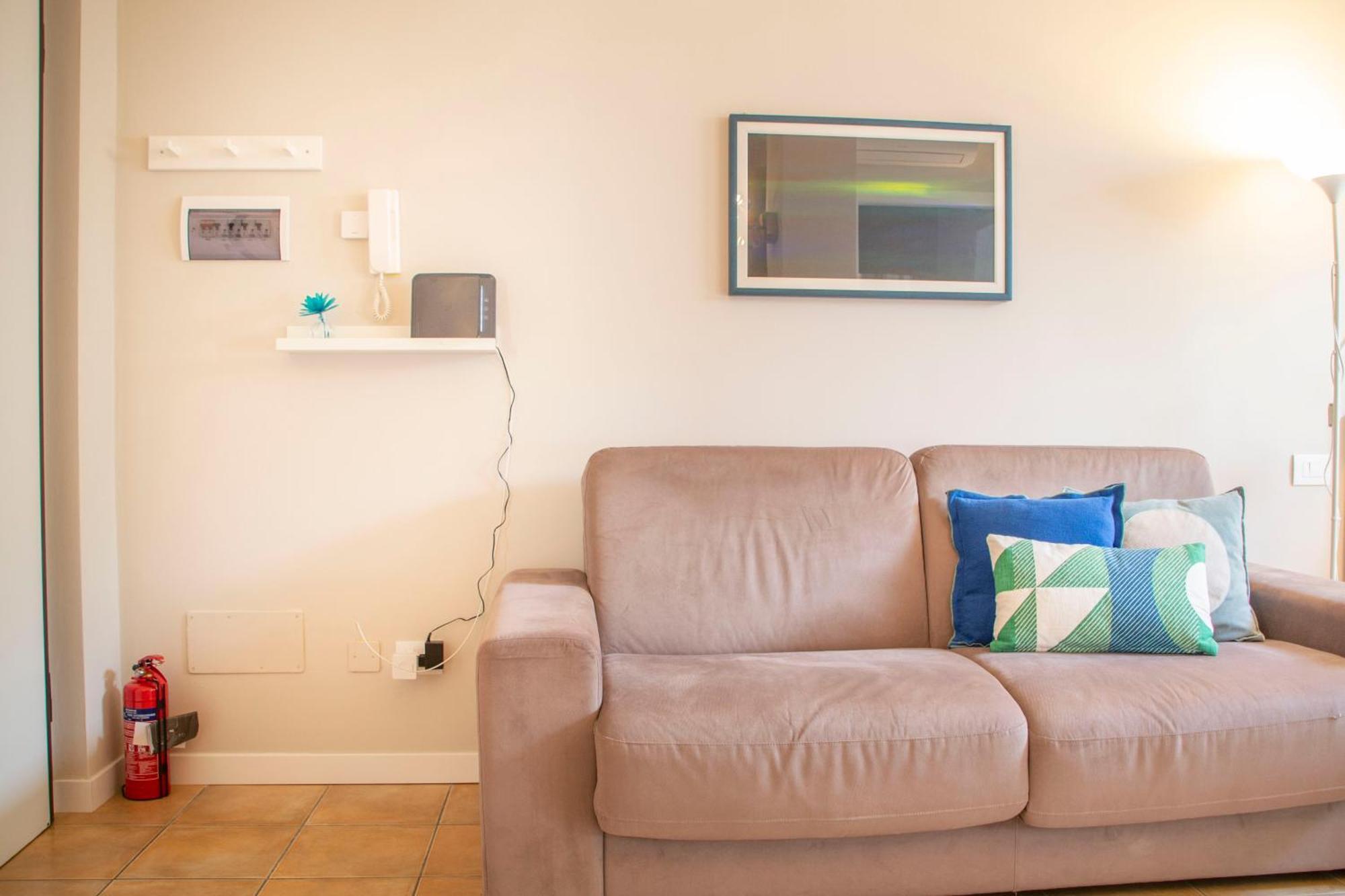 Small Island In Milan Apartment Ngoại thất bức ảnh